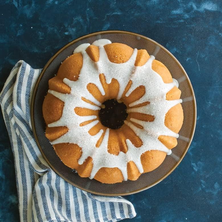 Nordic Ware Nordic Ware Pro Cast Original Bundt Pan, 12 Cup, Grey