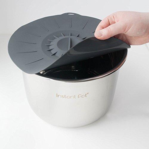 Instant Pot Instant Pot Electric Pressure Cooker Official Starter Accessories Set - Pair of Mini Mitts, Heat Resistant Mat/ Pot Holder, & Suction Sealing Lid