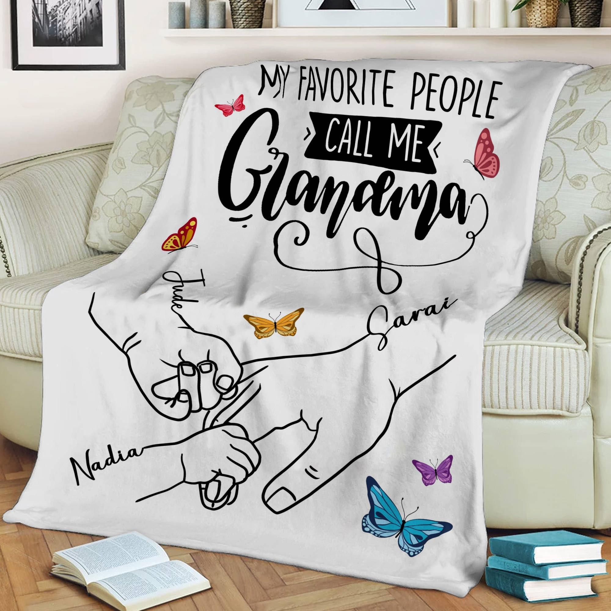 HauzStore Generic Personalized Grandmother Blanket, Customized Blanket for Grandma with Kids Name, Customized Gift for Grandmother, Mothers Day Birthday Blanket Gift, Holding Hand Blanket for Her