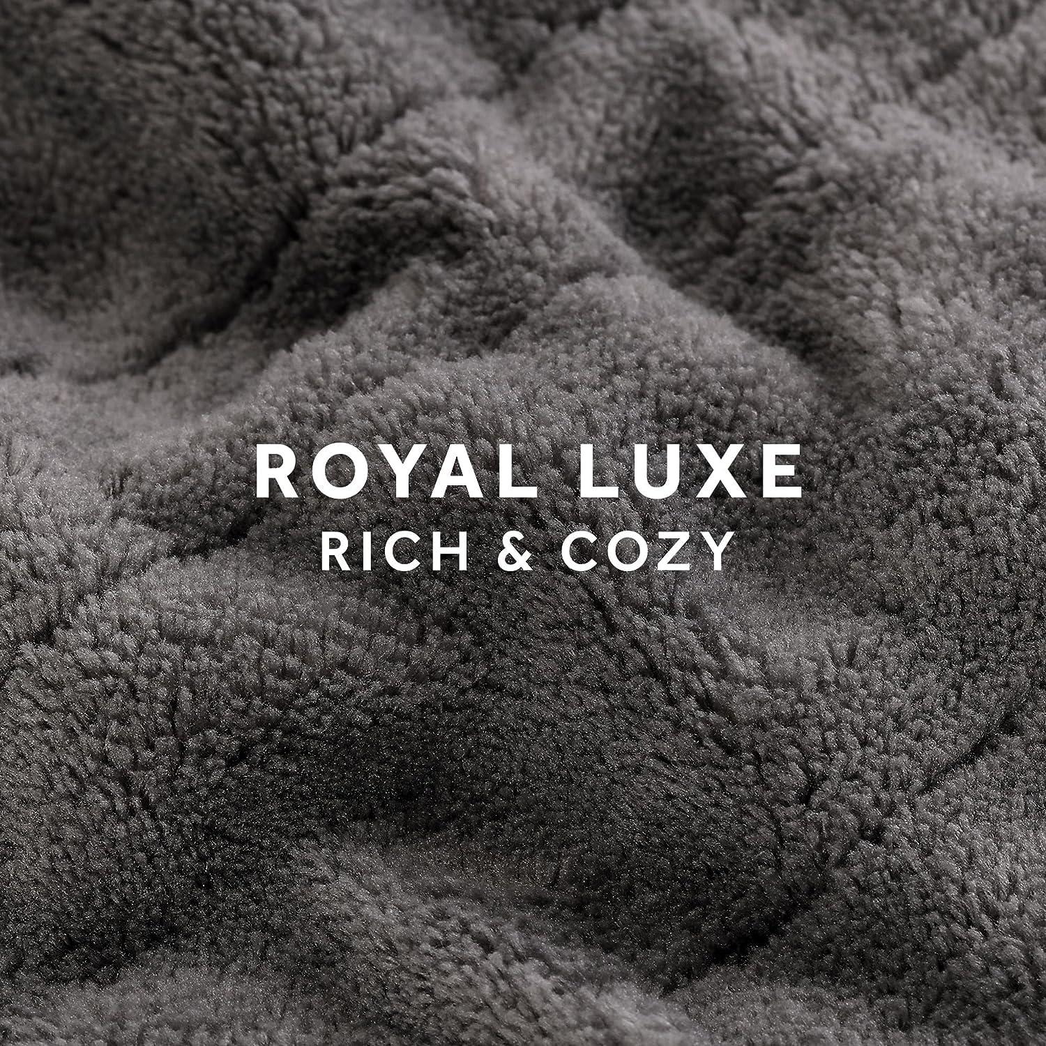 Sunbeam Sunbeam Royal Luxe Dove Grey Heated Personal Throw Blanket Cozy-Warm Adjustable Heat Settings