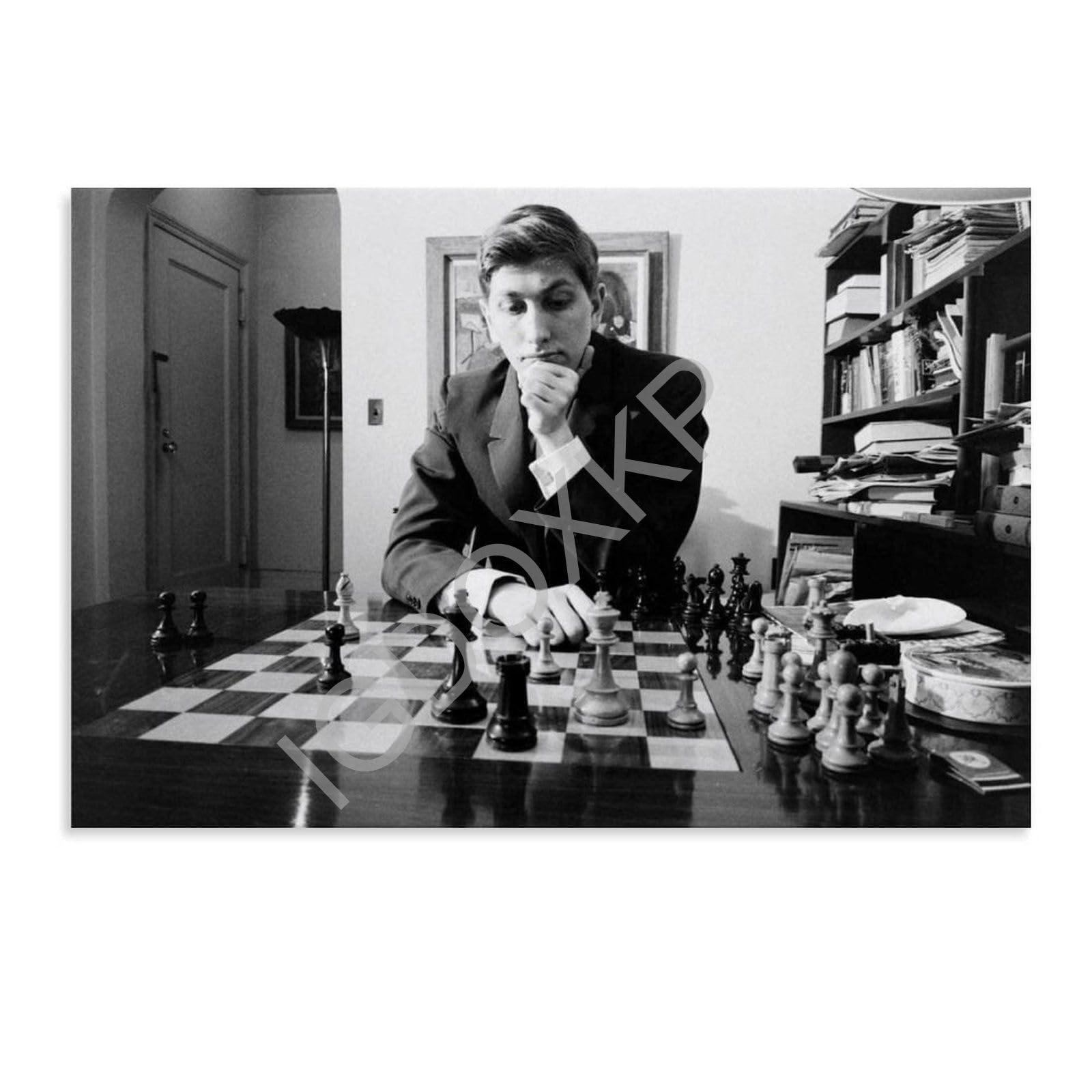 EKEGUY EKEGUY Retro Poster Bobby Fischer Poster Famous Chess Grandmaster Player Black And White Portrait Art Poste Canvas Poster Bedroom Decor Office Room Decor Gift Unframe-style 12x08inch(30x20cm)