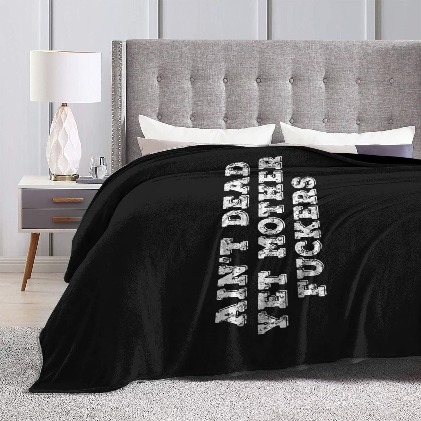 CAJUCA Ain\'t Dead Yet Mother Fuckers Fleece Blanket Super Soft and All Season Warm,Winter Thermal Blanket, Blanket for Sofas 40\"X30\"