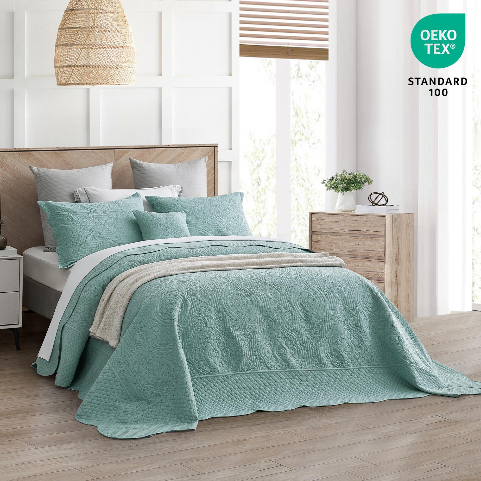 HZ & HY HZ & HY Oversized King Bedspread 138x122 Extra Wide, Ultrasonic Coverlet Bedding Set, Lightweight Thin Comforter, Reversible, 5 Piece, 100% Microfiber, California/Alaskan King, Seaglass