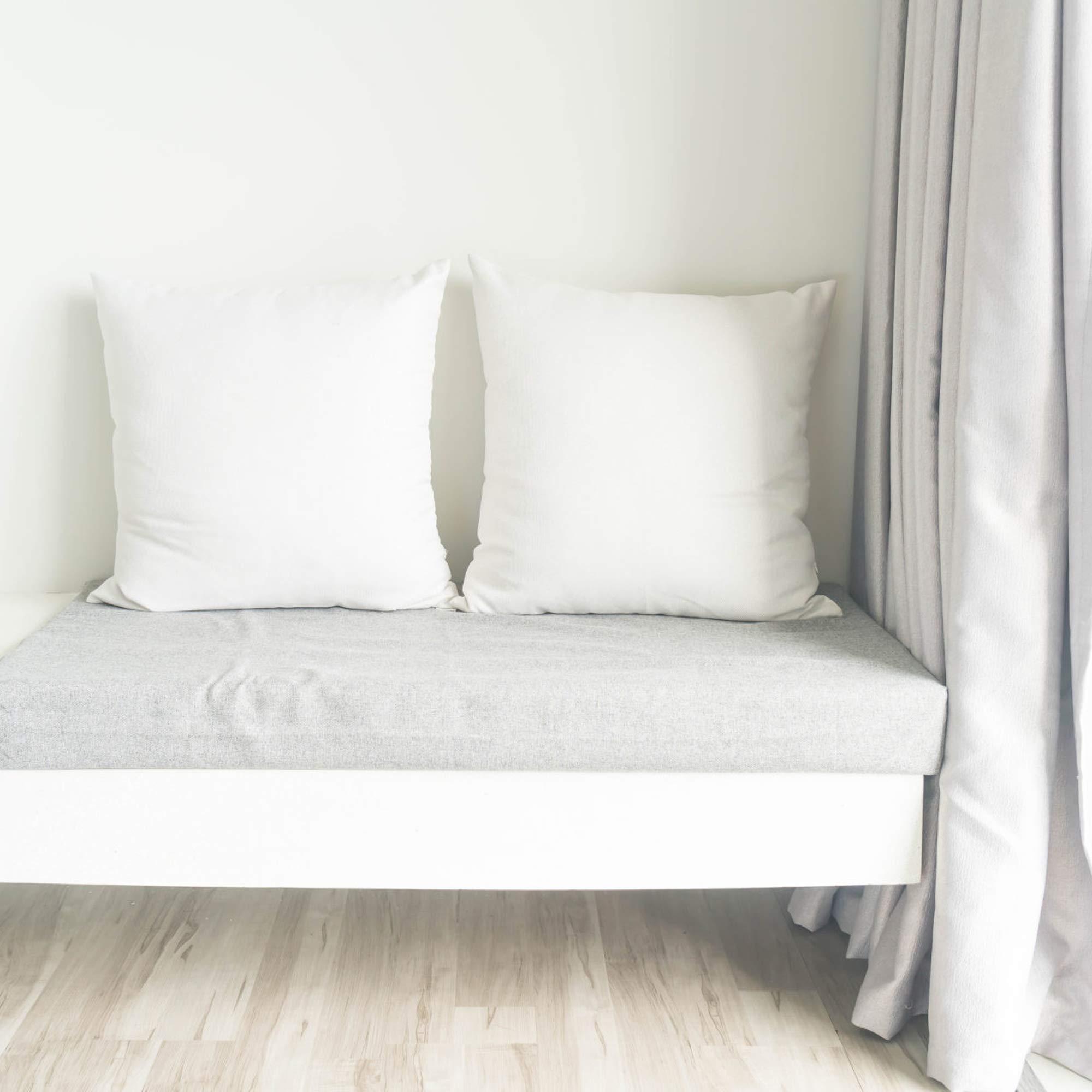 Hometex Canada Hometex Canada Pillow Insert 28\" x 28\" Polyester Filled Standard Cover (6 Pack)