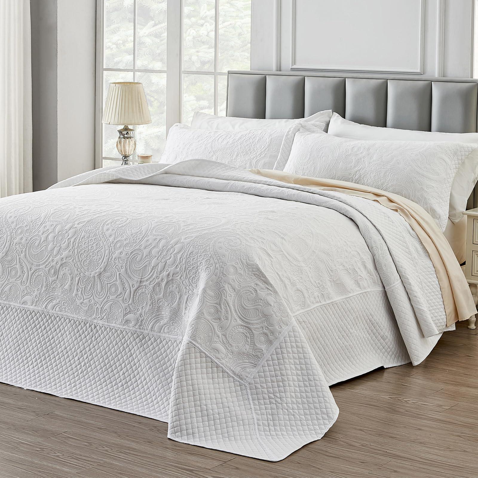 SUCHBED SUCHBED California King Bedspread Set Oversized King Bedspreads 128x120 inches Cal King Quilt Bedding Set Extra Wide King Quilt Paisley Quilt White Coverlet Sets with Shams