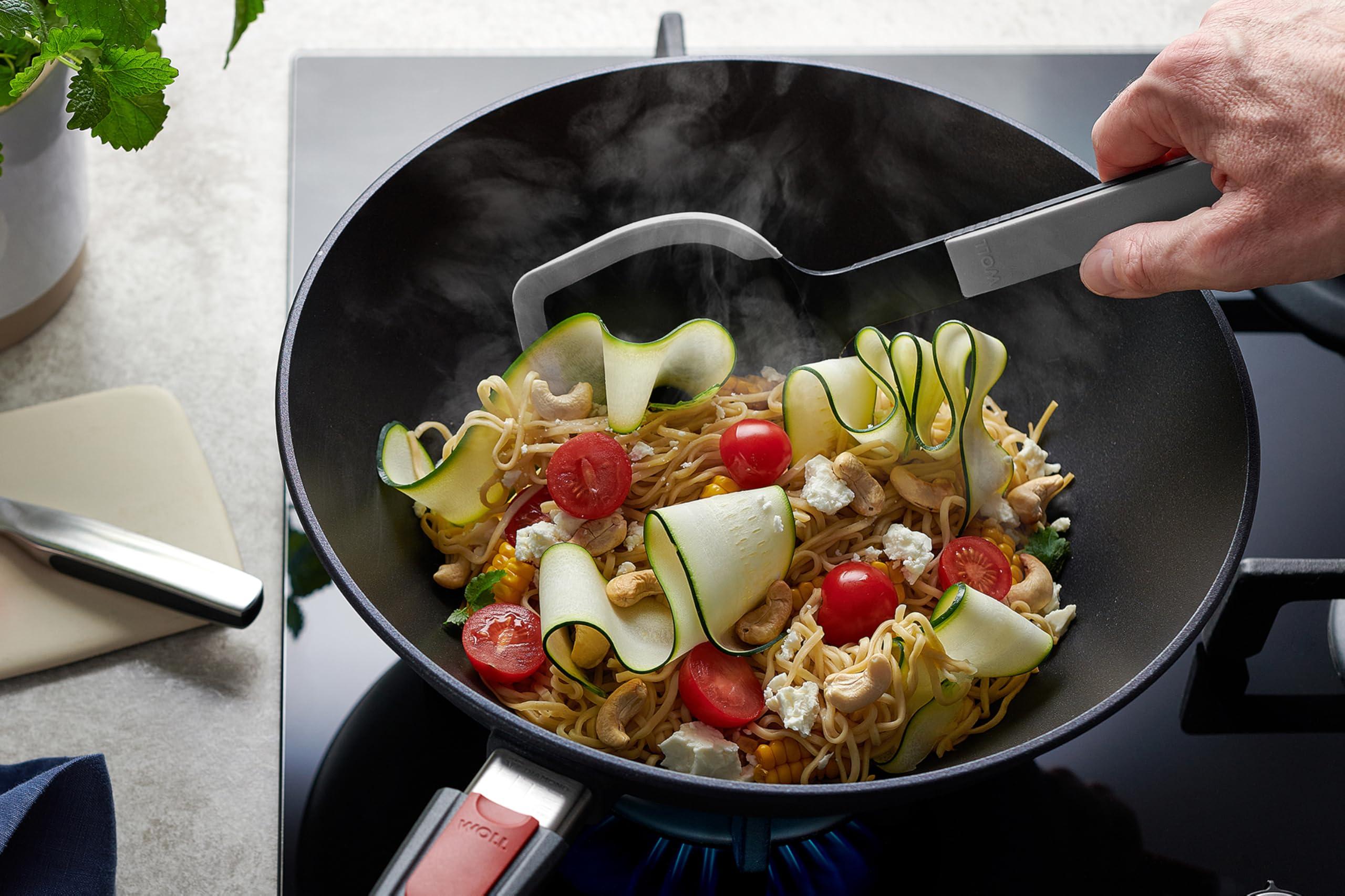 Woll Woll Diamond Lite Cast Wok, Diameter, Tall with Removable Handle.