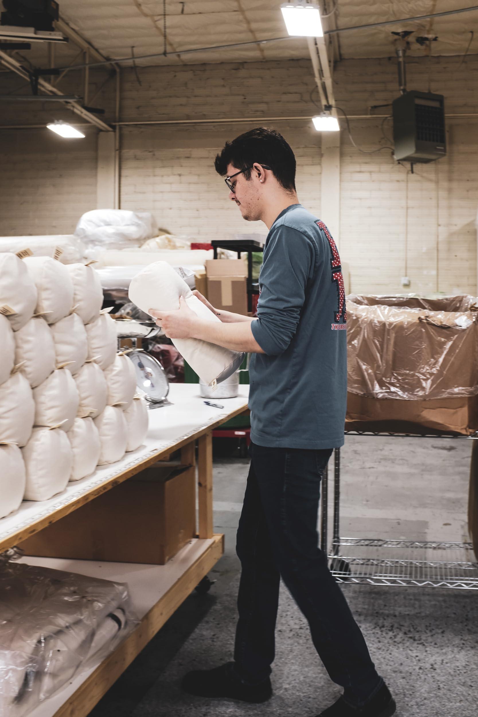 Sachi Organics Sachi Organics Buckwheat Cylinder Neck Pillow