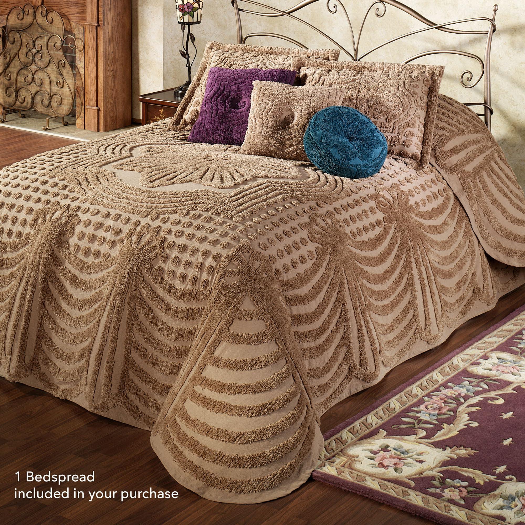 Touch of Class Touch of Class Promenade Chenille Grande Bedspread