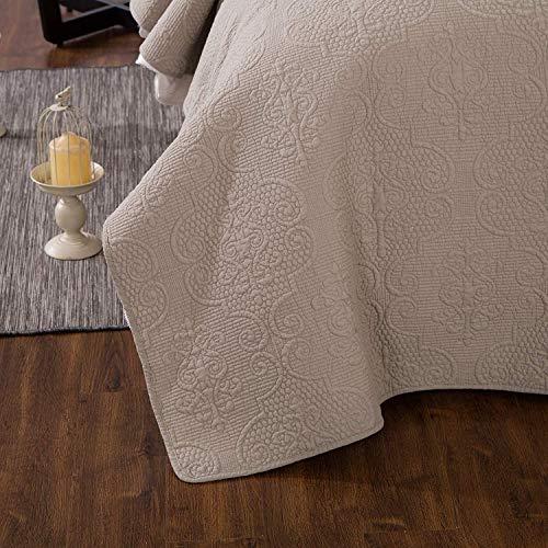 DaDa Bedding Collection DaDa Bedding Elegant Matelasse King Size Bedding Set - 108x100 Cotton Quilted Coverlet in Neutral Tan - Lightweight, Breathable and Textured for a Luxurious Night\'s Sleep