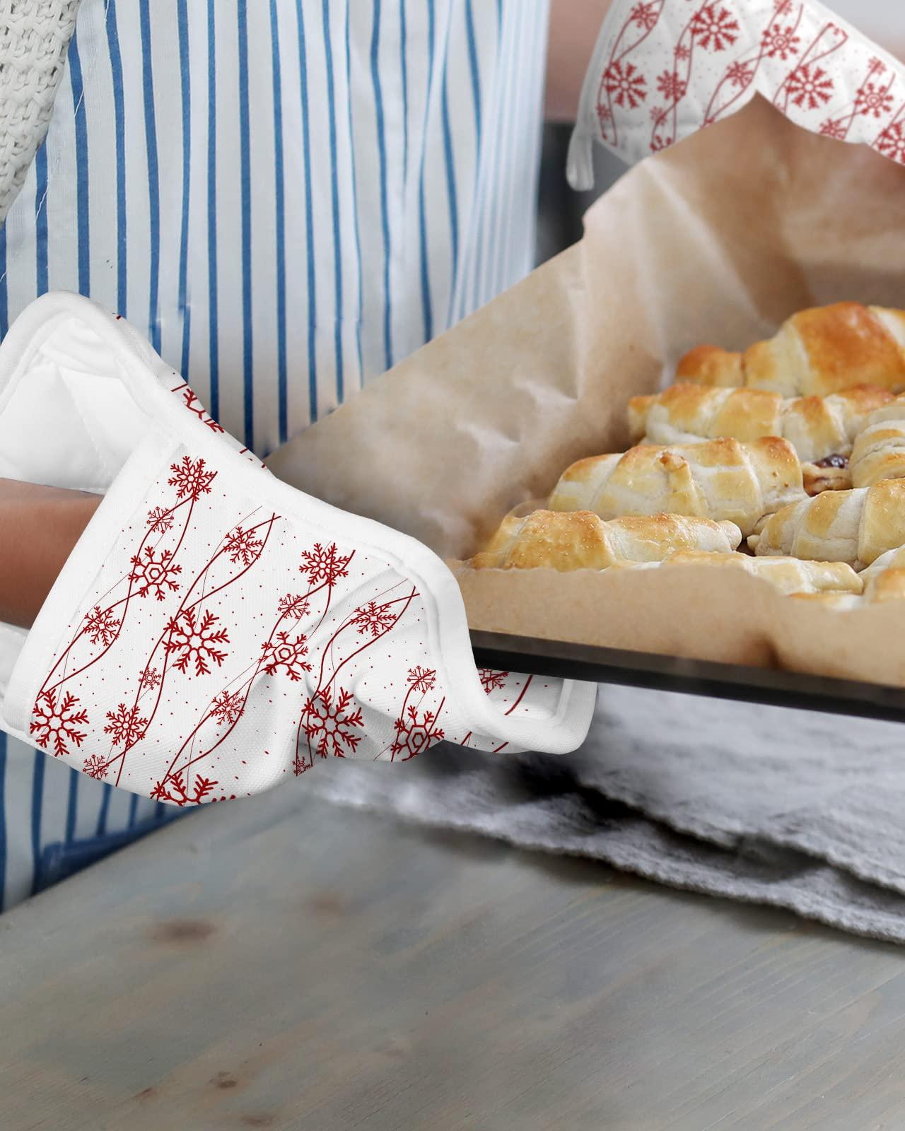 LEOKOTI 5 Pack Pocket Pot Holders, Christmas Snowflake Hot Pads for Kitchen Heat Insulation Potholders, Xmas Winter Red Snowflake White Decor Pot Holder Oven Mitts Hot Pad Trivet for Baking Cooking 9\"x7\"