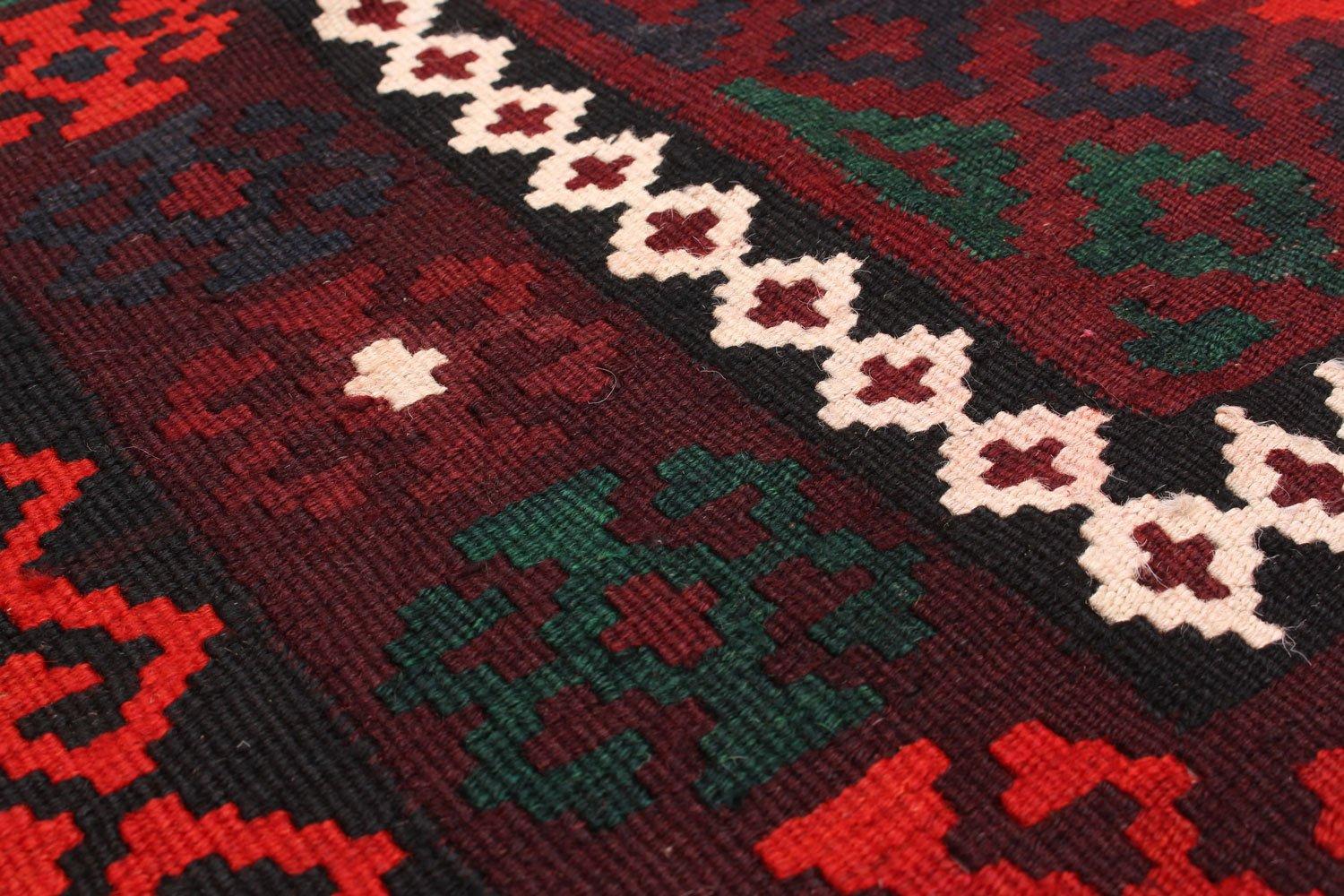 CARPET Hand Woven Carpet 4'6" X 6'10" Wool Kilim