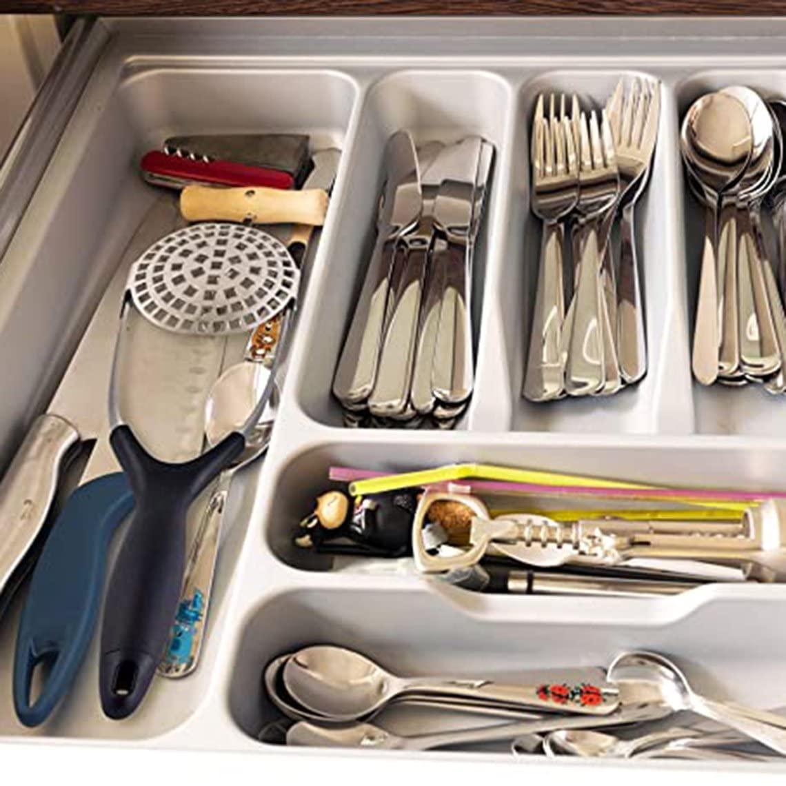 Greewen Greewen Potato Press Masher Professional Vertical Foldable Handle Stainless Steel, Black and Sliver, Medium