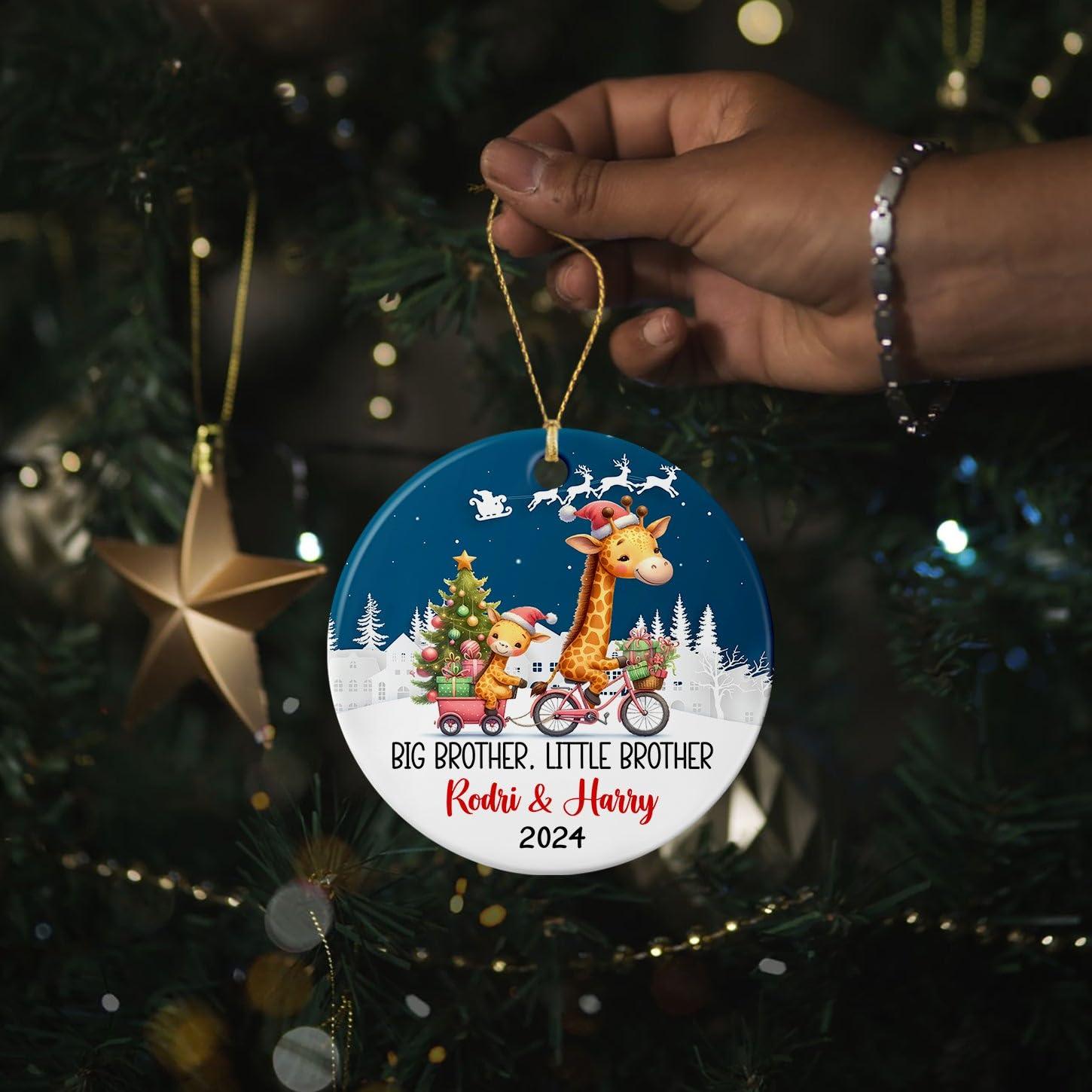 Ciciron Customized Name Giraffe Sibling Ceramic Christmas Ornament 2024, Big Brother & Little Brother Giraffe Ornament, Personalized Sibling Giraffe Ornament, Big Brother Little Brother Ceramic Ornament Gift