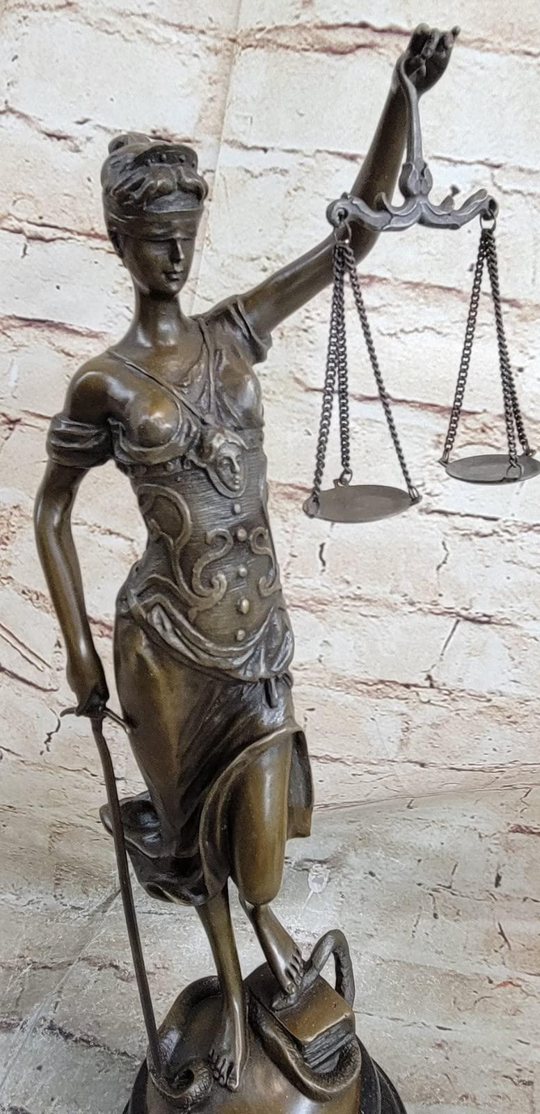 EUROPEAN BRONZE EUROPEAN BRONZE Lawyer Law Student Graduation Gift Lady Blind Justice Bronze Marble Statue Art