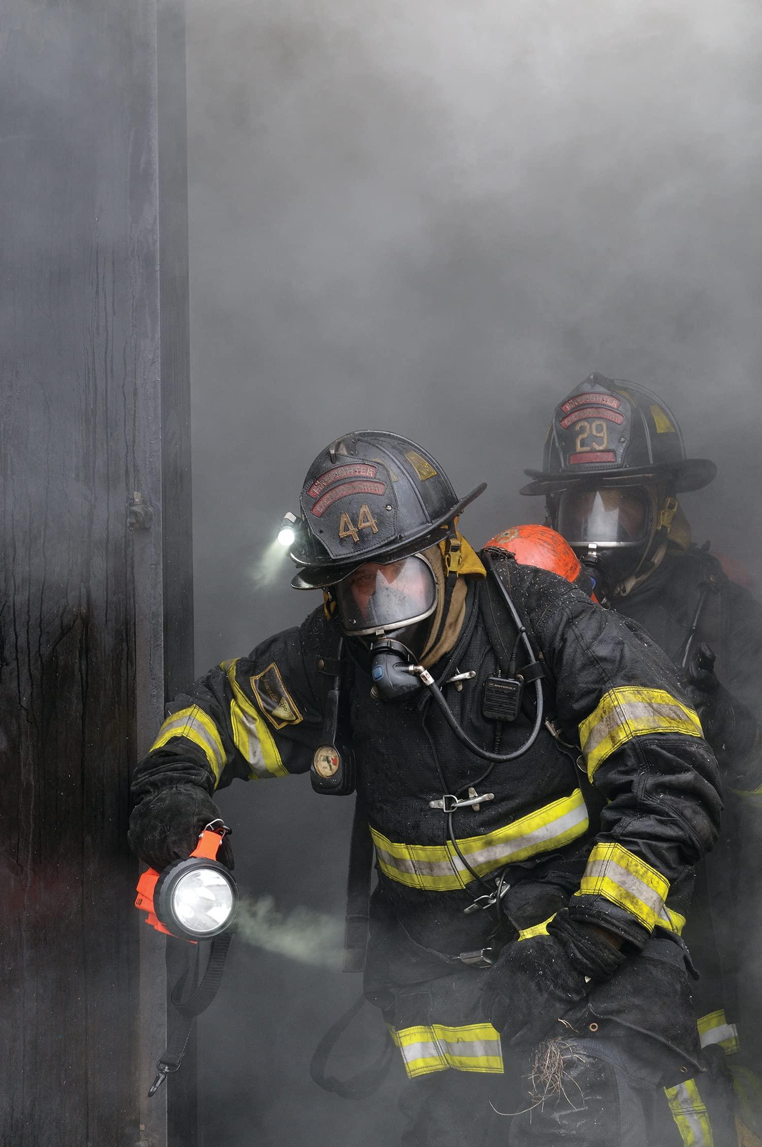 Streamlight Streamlight 44454 Fire Vulcan LED Flashlight with Dual Rear LEDs, Quick Release Shoulder Strap and Without Charger, Orange - 180 Lumens