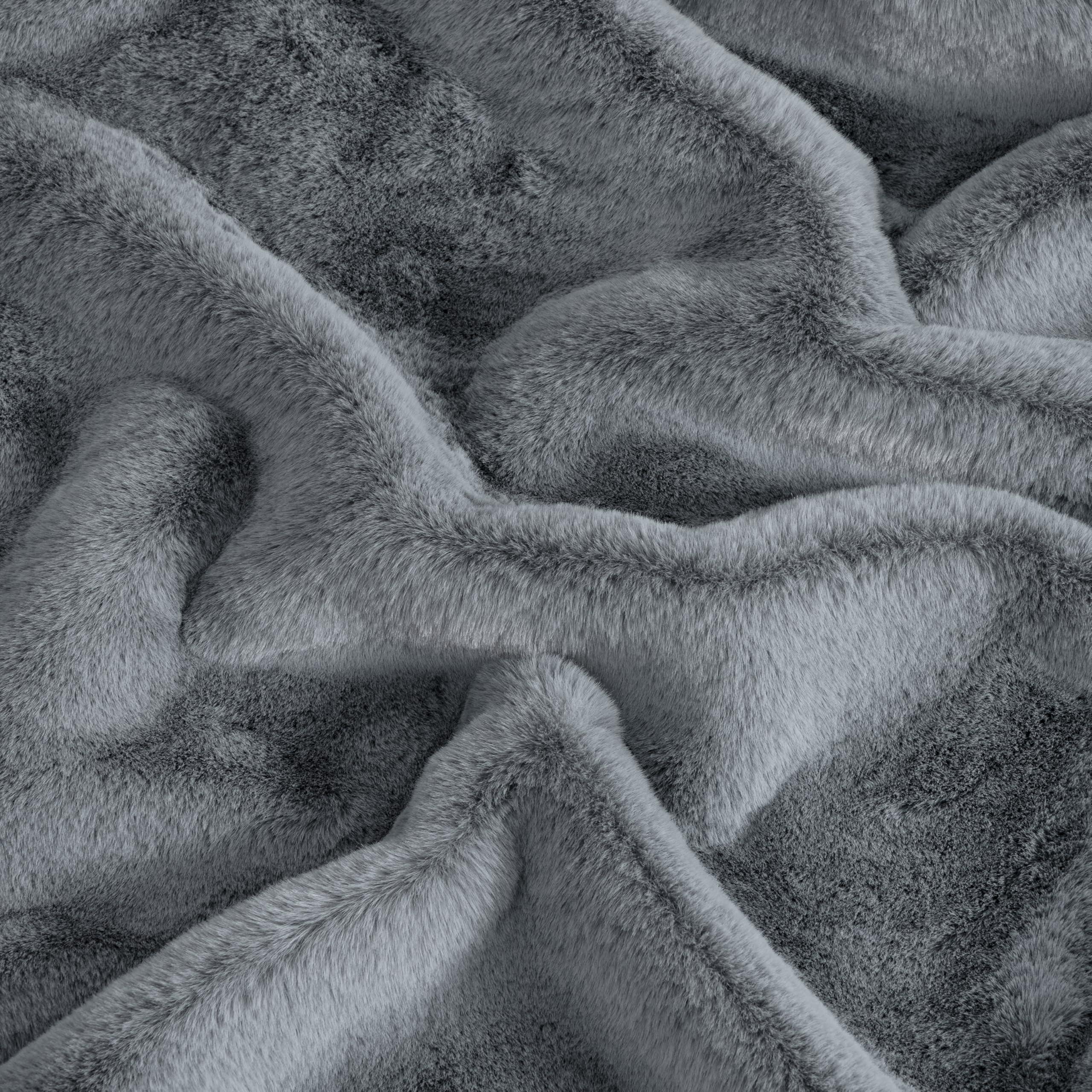 UGG UGG 11069 Euphoria Plush Faux Fur Reversible Throw Cozy Fuzzy Fluffy Blanket for Couch Bed Hotel Style Luxury Machine Washable Home Decor Luxurious Soft Throws for Sofa, 70 x 50-Inch, Chambray