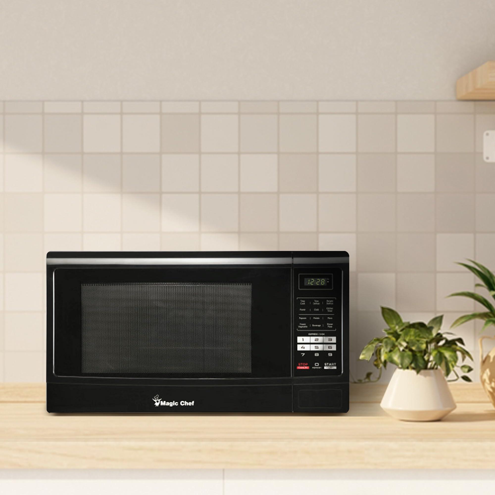 Magic Chef Magic Chef Countertop Microwave Oven, Small and Compact, 1100 Watt, 1.6 Cu Ft, Black