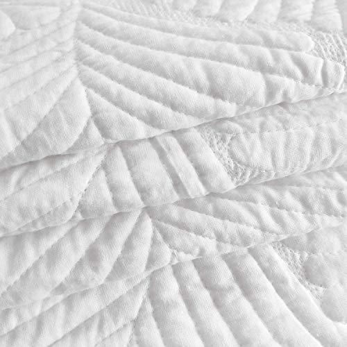 Brandream Brandream White Quilt Bedding Set Queen Size Cotton Luxury Palm Matelasse Quilt Set Quilted Bedspread Coverlet Set 3-Piece