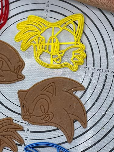 3D Kitchen Art Set of 3 Sonic Knuckles the Echidna Miles Tails Prower Head Cookie Cutters & Molds Produced by 3D Kitchen Art