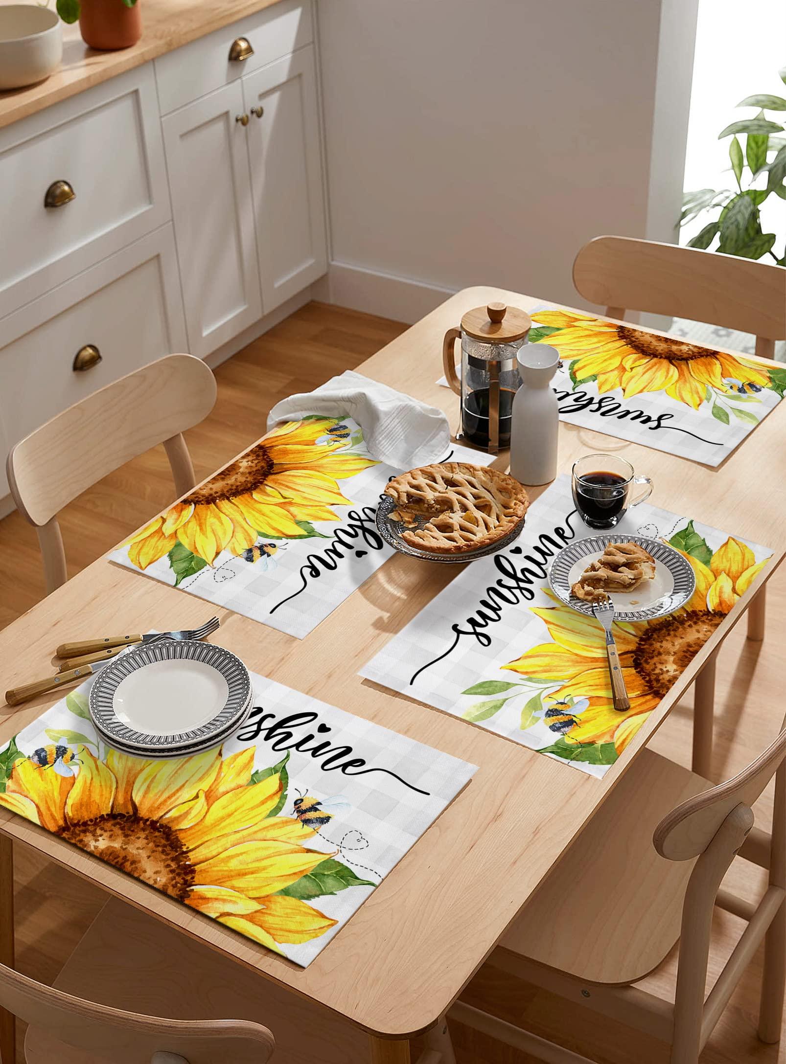 Savannan Placemats, Sunflower Bee Leaves Gray and White Plaid,Reusable Dining Table Placemats Rectangle Heat Resistant Table Mats for Parties,Weddings,Set of 4, 13\"x19\"