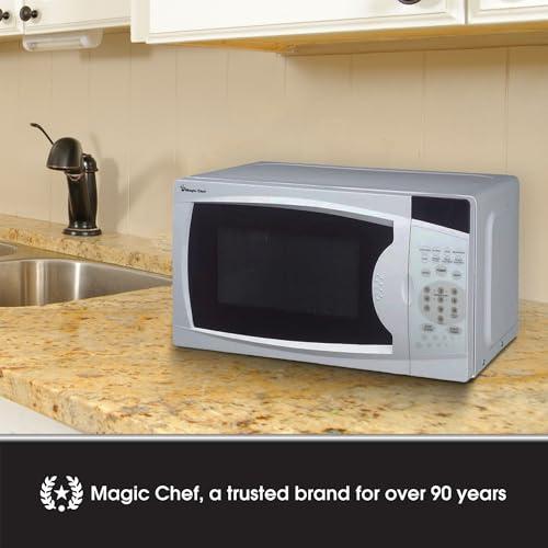 Magic Chef Magic Chef MCM770W Countertop Microwave Oven, Small Microwave for Compact Spaces, 700 Watts, 0.7 Cubic Feet, White