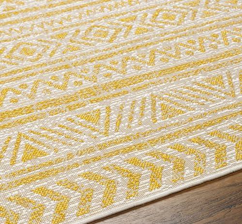MARK & DAY Mark&Day Outdoor Rugs, 7x7 Goff Global Indoor/Outdoor Saffron Square Area Rug, Non Shedding Yellow Carpet for Patio, Porch, Deck, Bedroom, Living Room or Kitchen (6'7" Square)