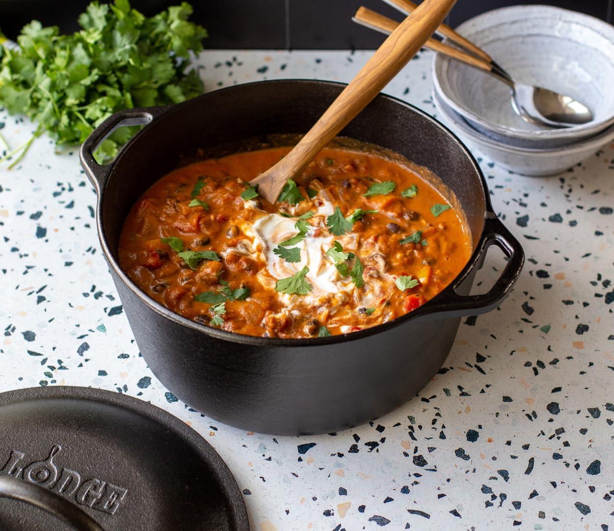 Lodge Lodge Seasoned Cast Iron 5 Piece Bundle. 10.5\" Griddle, 8\" Skillet, 10.25\" Skillet, 10.25\" Dutch Oven, and 10.25\" Lid,Black