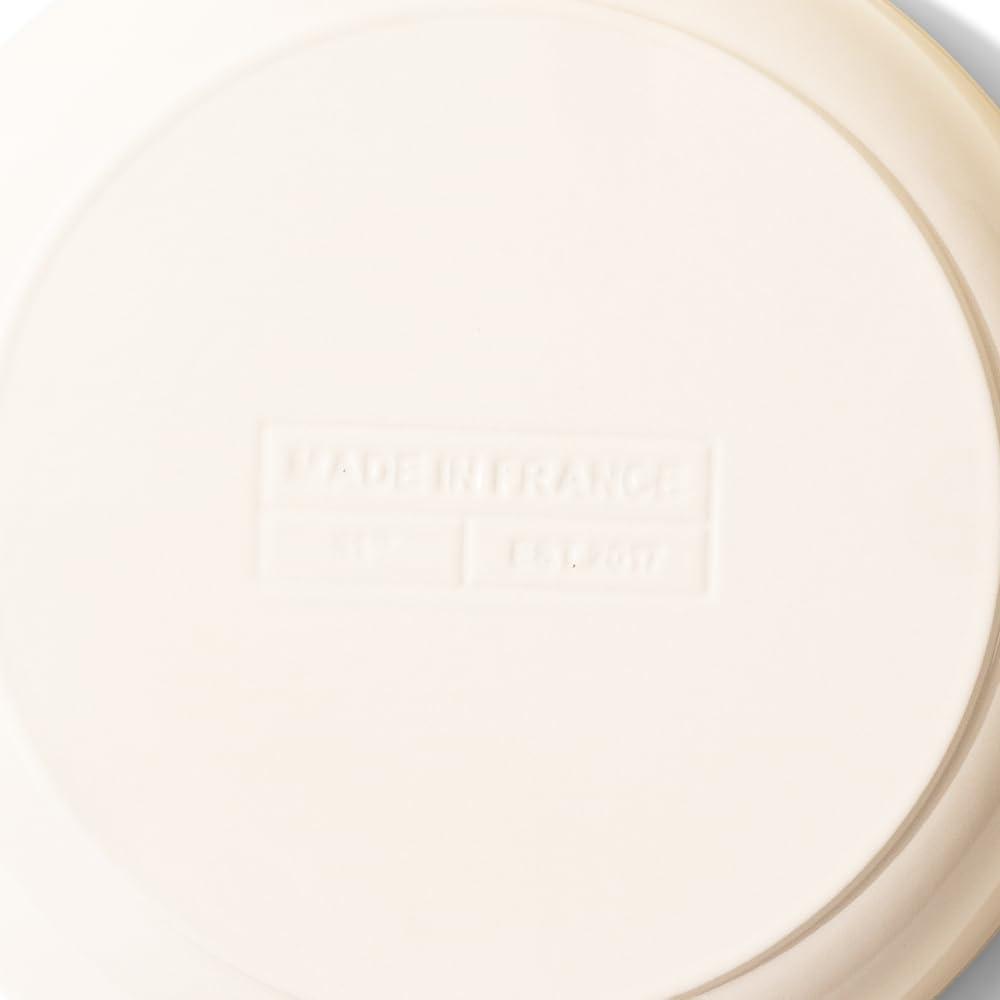 Made In Made In Cookware - Enameled Cast Iron Skillet - Antique White - Exceptional Heat Retention & Durability - Professional Cookware - Crafted in France - Induction Compatible