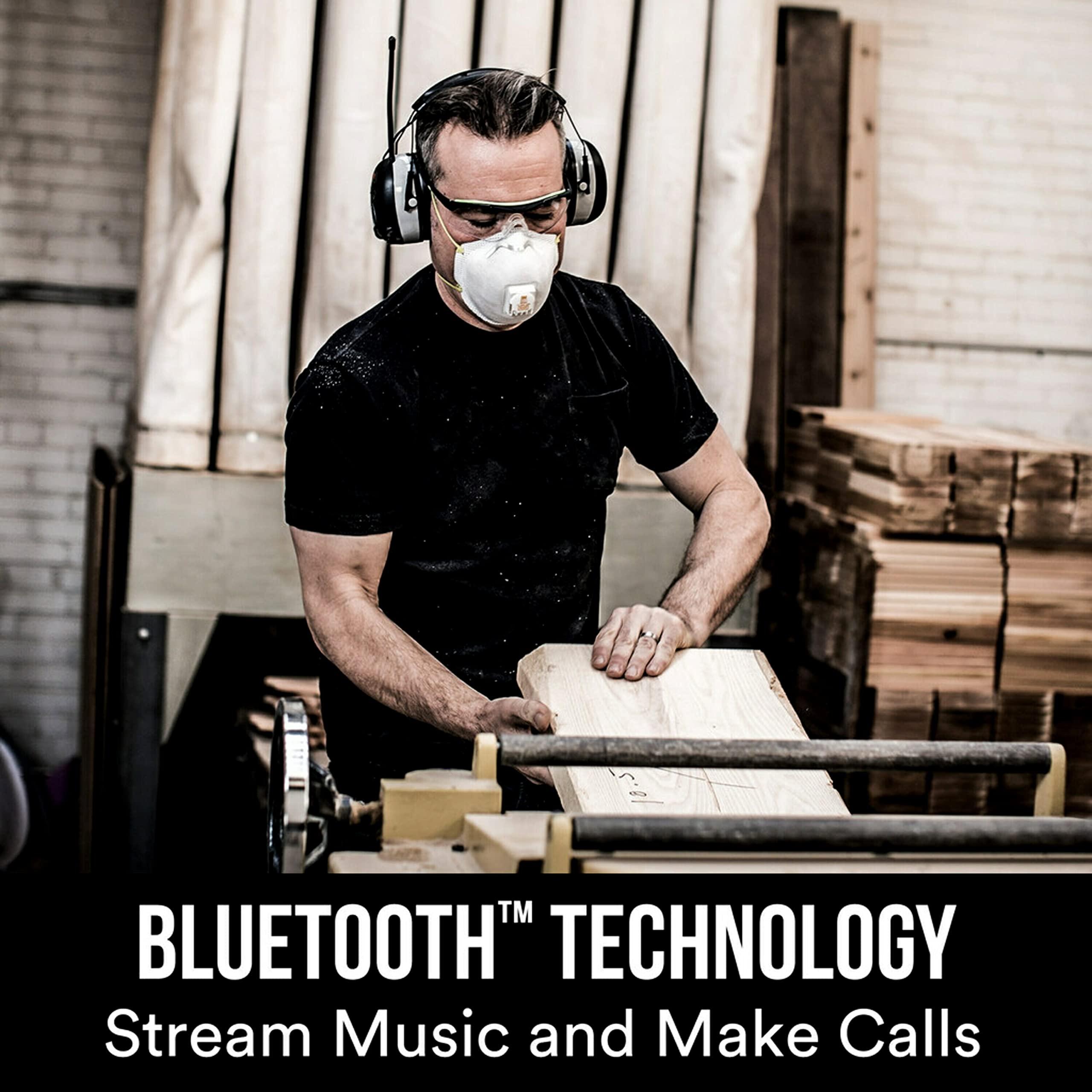 3M 3M WorkTunes Connect + AM/FM Hearing Protector with Bluetooth Technology, Ear protection for Mowing, Snowblowing, Construction, Work Shops