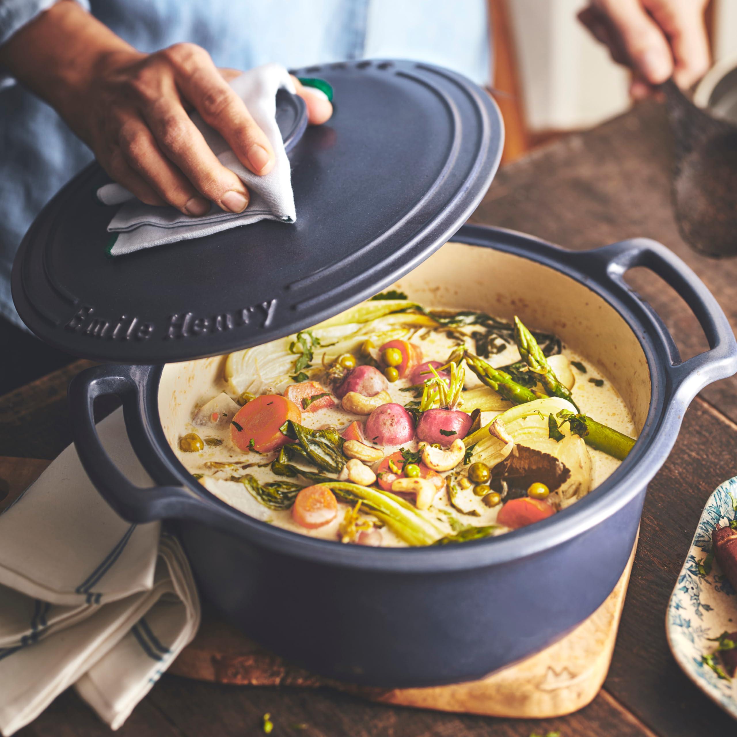 Emile Henry USA Emile Henry Made in France SUBLIME Ceramic 4 qt. Round Dutch Oven, Indigo