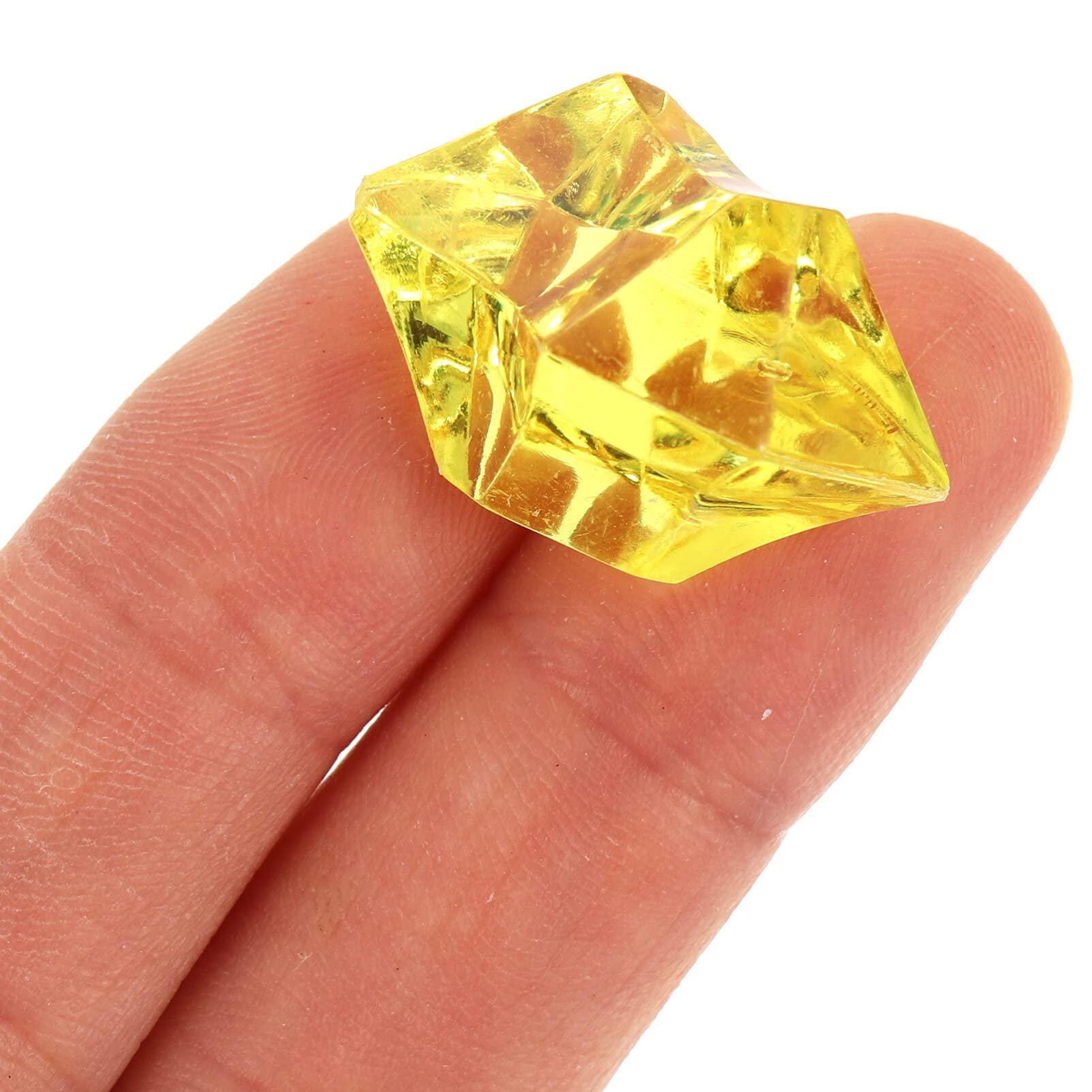 Didiseaon Didiseaon 1 Pack Plastic Ice Cubes Ice Cube Prop Fake Crushed Ice Rocks Clear False Ice Square Party Table Scatters Clear Vases for Flowers Faux Stone Ice Cubes Decor Banquet Table Irregular