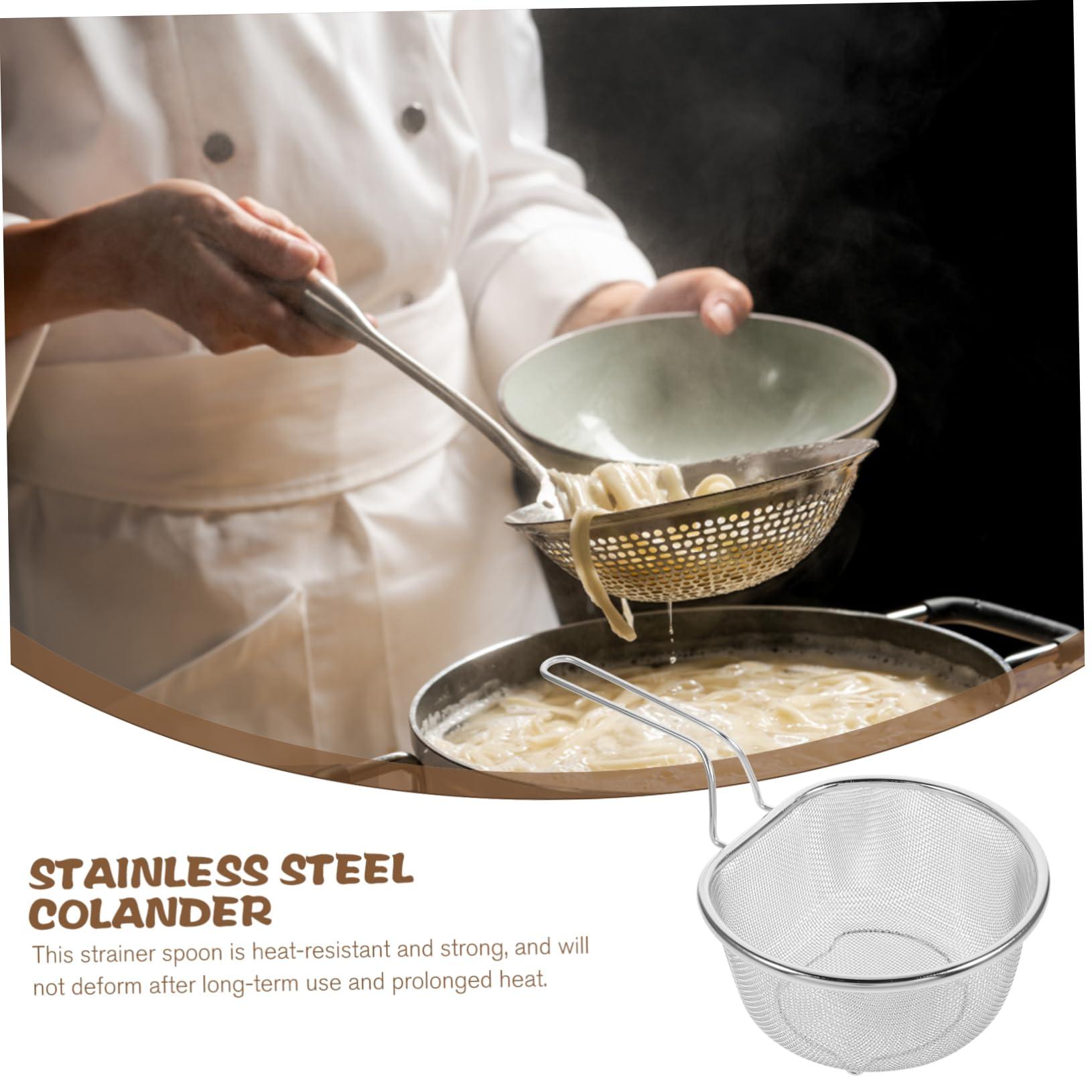 Komax Komax Large Plastic Water Pitcher with Lid Square Water Carafe BPA-Free, Dishwasher Safe Water, Tea, or Juice Containers with Lids for Fridge (2.3 Liters)