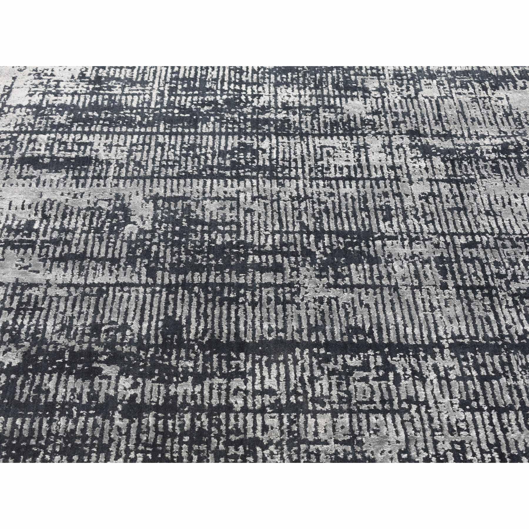 Shahbanu Rugs Shahbanu Rugs Black and Silver Modern Wool and Plant Based Silk Hand Loomed Oriental Rug (5'10"x9')