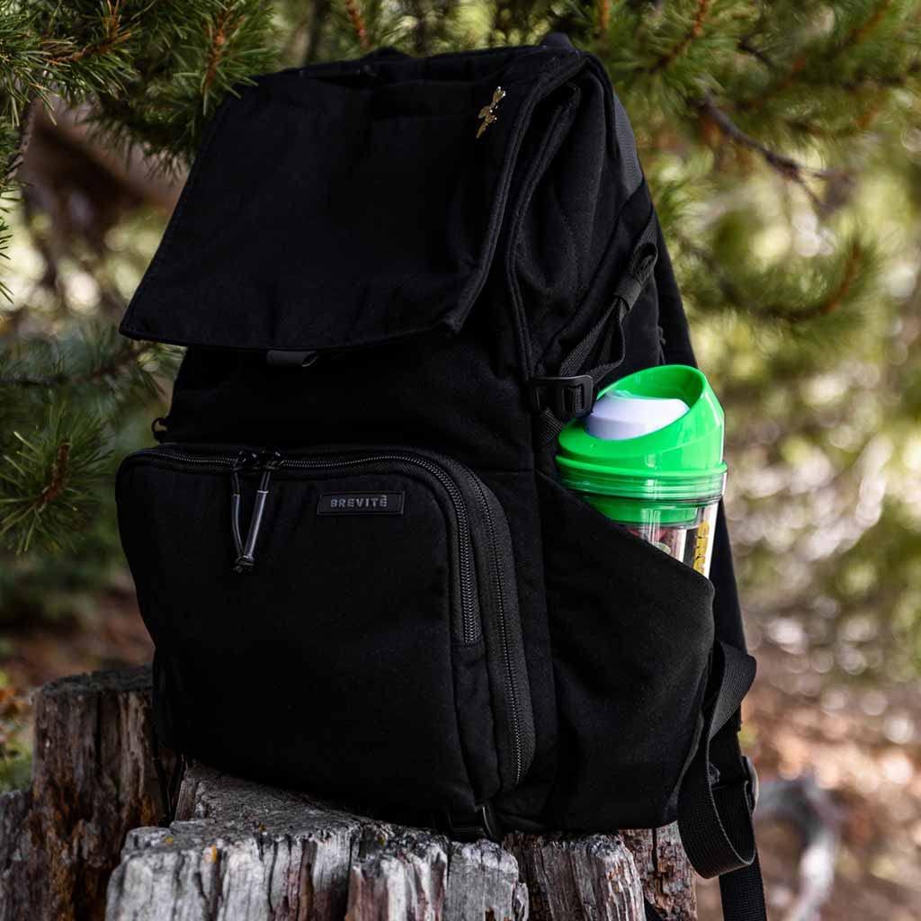 CRUNCHCUP CRUNCHCUP XL - Portable Plastic Cereal Cups for Breakfast On the Go, To Go Cereal and Milk Container for your favorite Breakfast Cereals, No Spoon or Bowl Required (Green)