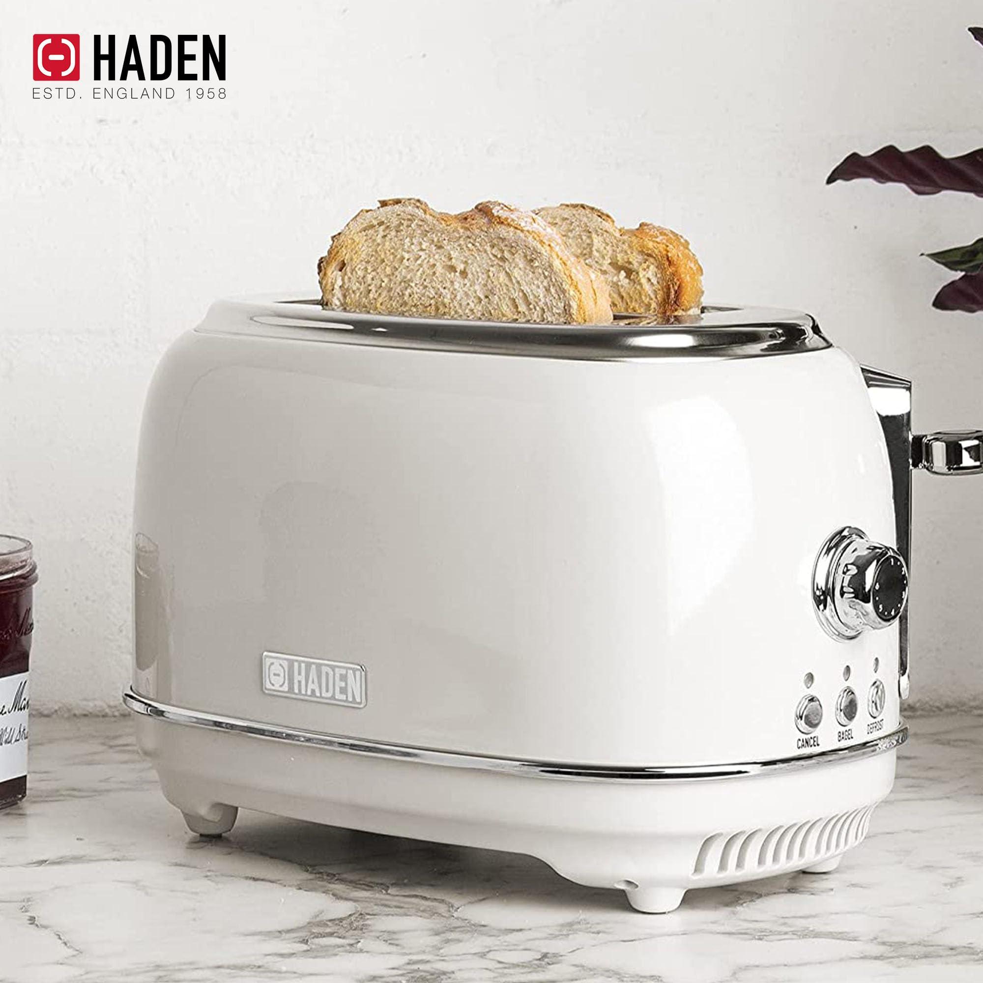HADEN Haden Heritage 1.7 Liter Stainless Steel Body Retro Electric Tea Kettle with 2 Slice Wide Slot Stainless Steel Bread Toaster, White