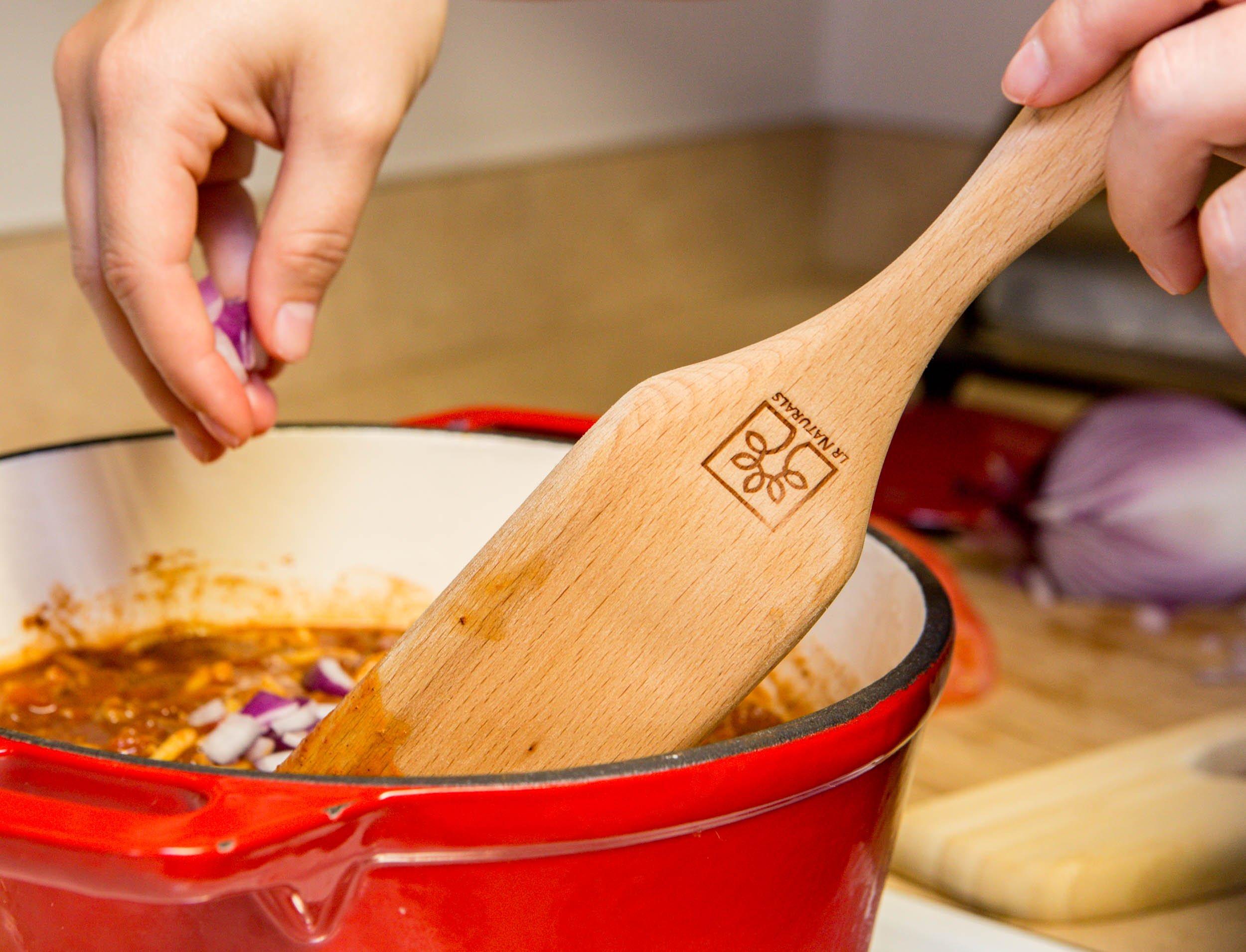 Casa Vacuums 10 GN Bags Compatible with Miele Classic C1 - Complete C2 - Complete C3 - S2 - S5 - S8 - [S800 - S858] - [S600-S658] - [S400i - S456i] Canister Vacuum Cleaners. Includes 4 Filters 3D Technology.